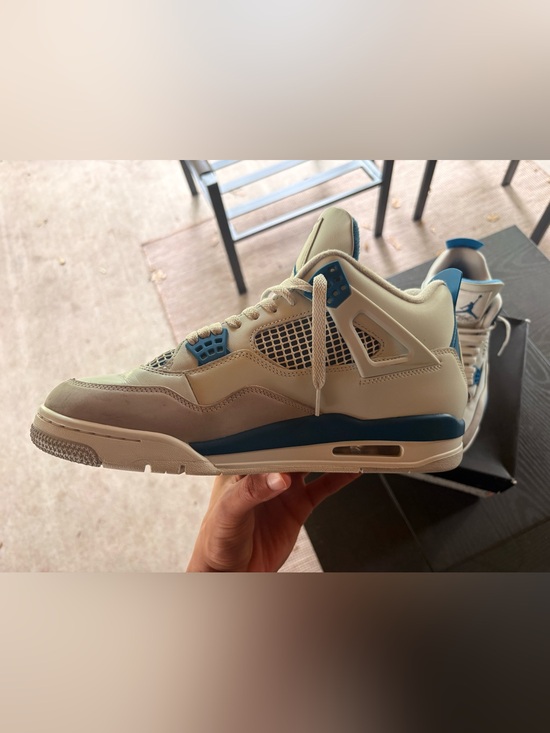 Nike Air Jordan 4 Retro - Cream & Blue Accent